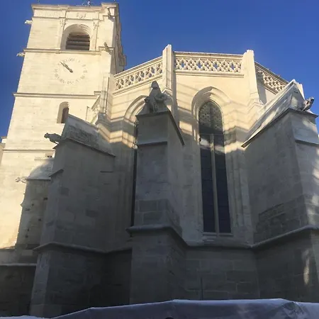 Un Coin De Luberon LʼIsle-sur-la-Sorgue